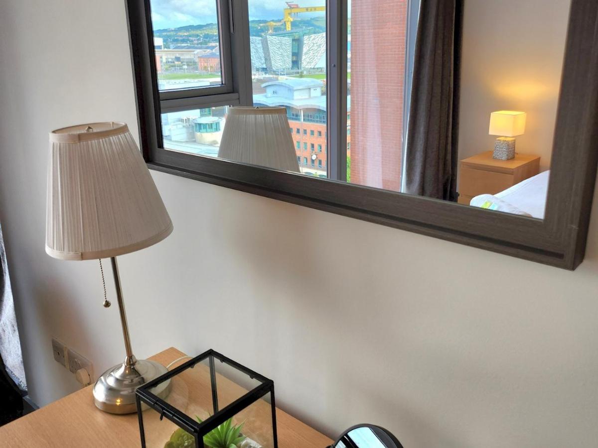ベルファストPass The Keys Stunning Penthouse With Balcony Sunset Viewsアパートメント エクステリア 写真